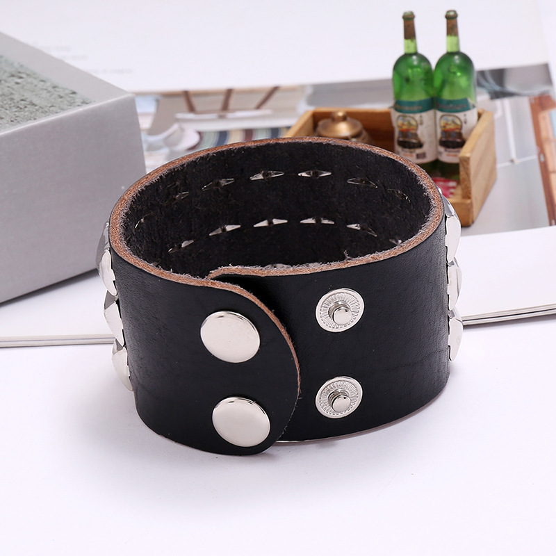 Bracelet de motard à rivets ca - Men Accessories Pk avis et prix